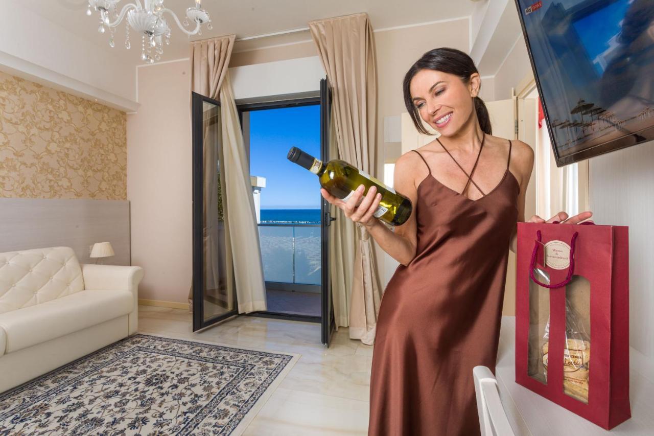 Hotel Pineta Bellaria-Igea Marina Zewnętrze zdjęcie