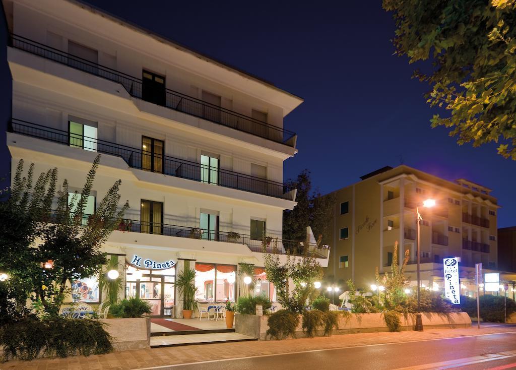 Hotel Pineta Bellaria-Igea Marina Zewnętrze zdjęcie