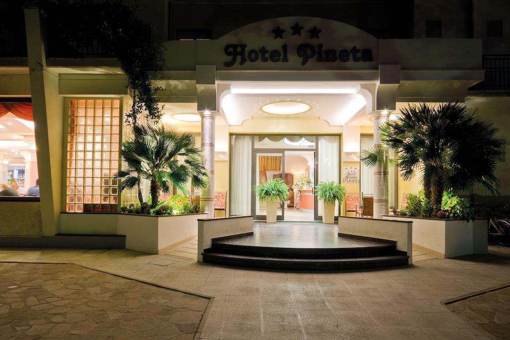 Hotel Pineta Bellaria-Igea Marina Zewnętrze zdjęcie